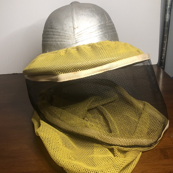 Vintage Beekeeping Hat and Veil - Picture 2 of 9